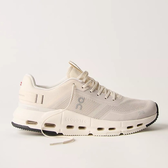 CloudNova Form 2 TT (size 8.5) - Picture 3 of 11